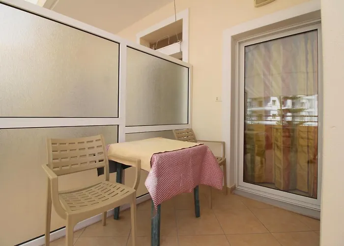 Apartment Lengu Holidays *