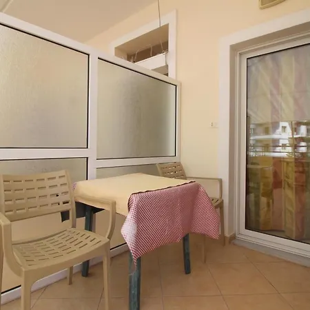 Apartment Lengu Holidays *