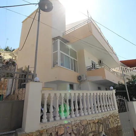 Lengu Holidays * Sarande