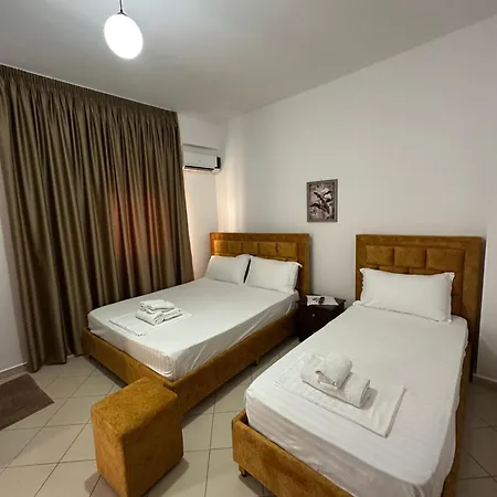 Lengu Holidays Apartment *