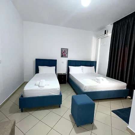 Lengu Holidays Σαράντα