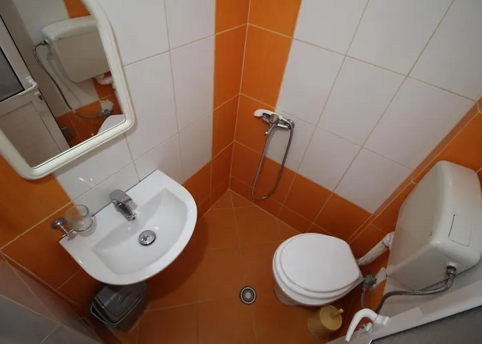 Lengu Holidays דירה