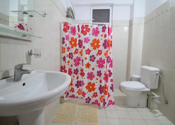 Lengu Holidays * Sarandë